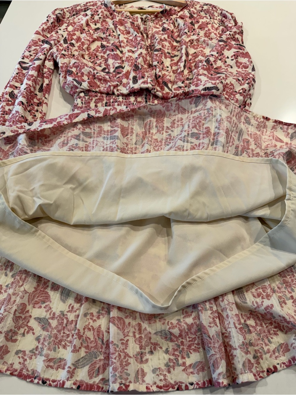 Tie-Neck Smocked Waist Mini Dress Pink Floral Size Medium - Picture 10 of 11